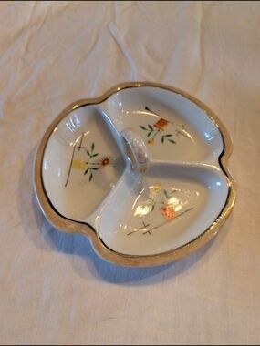 2/16$ Porcelain 3-Section Divided Serving Dish with Orange Trim - White